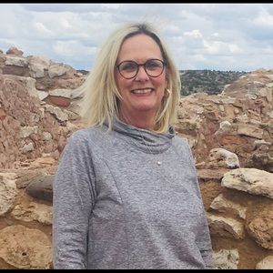 Meet your Posher, Brenda